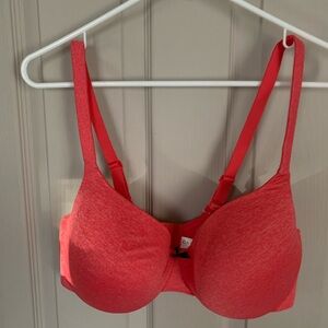 Cacique T-shirt bra 38DD, NWT